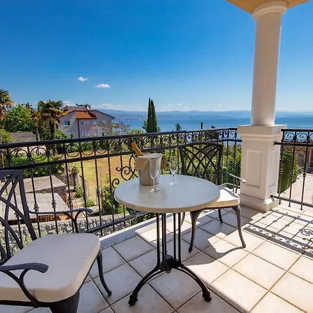 Perla With Balcony *