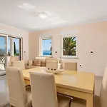 Apartmán Perla With Balcony Ičići
