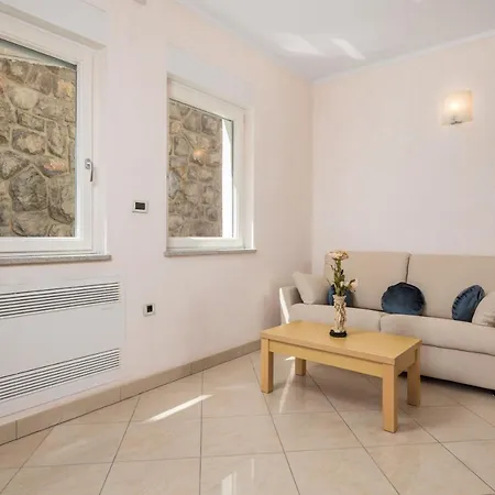 Perla With Balcony Ičići