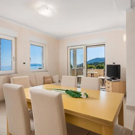 Apartamento Perla With Balcony