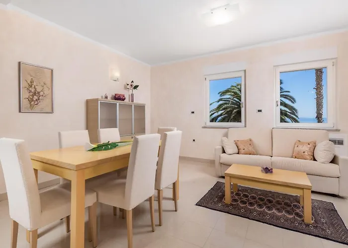 Apartament Perla With Balcony