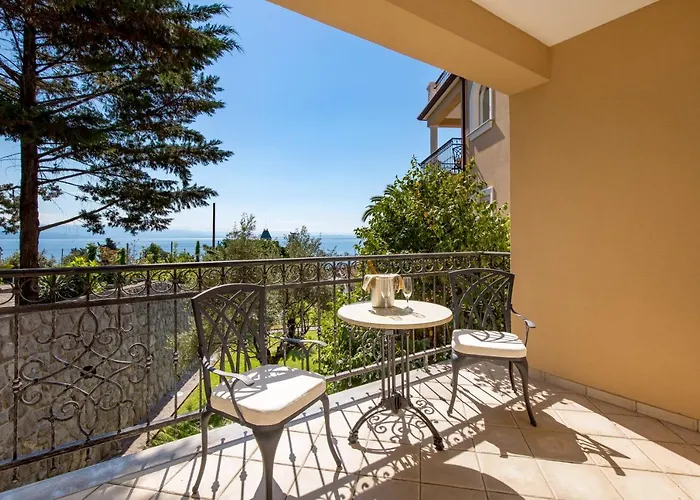 Perla With Balcony Apartament Ičići