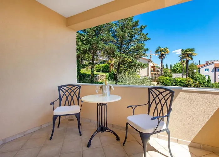 Apartament Perla With Balcony *