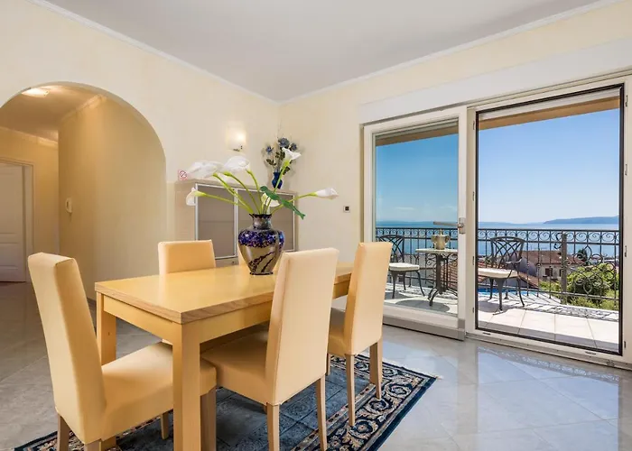 Apartament Perla With Balcony *