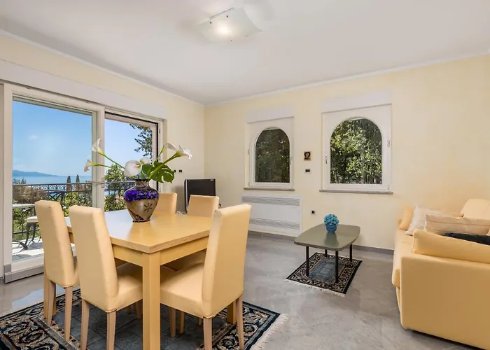 Apartament Perla With Balcony